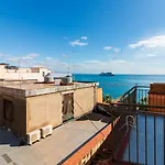 Naxos Dreams 3*